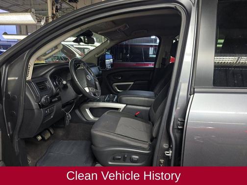 2024 Nissan Titan XD SV