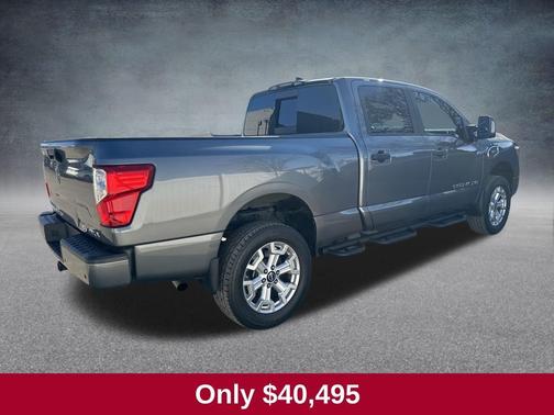 2024 Nissan Titan XD SV