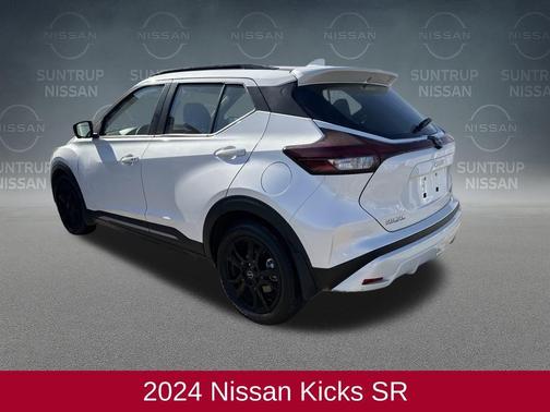 2024 Nissan Kicks SR
