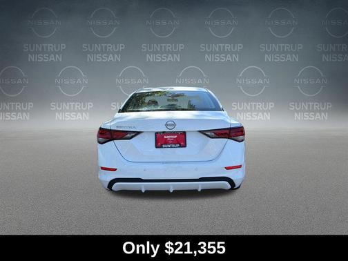 Cloud White 2025 Nissan Sentra SV