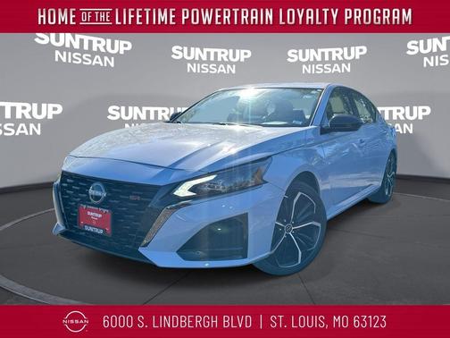 2025 Nissan Altima SR