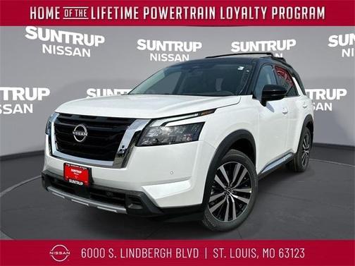 2025 Nissan Pathfinder Platinum