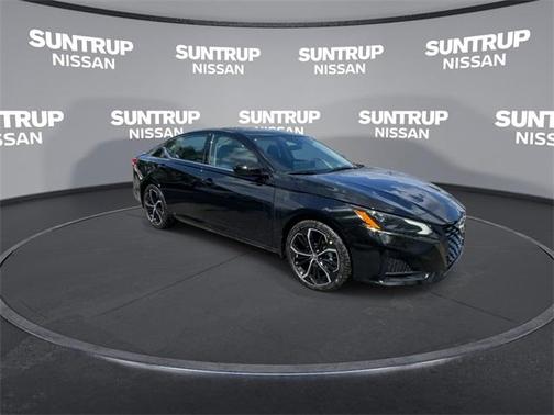 2025 Nissan Altima SR