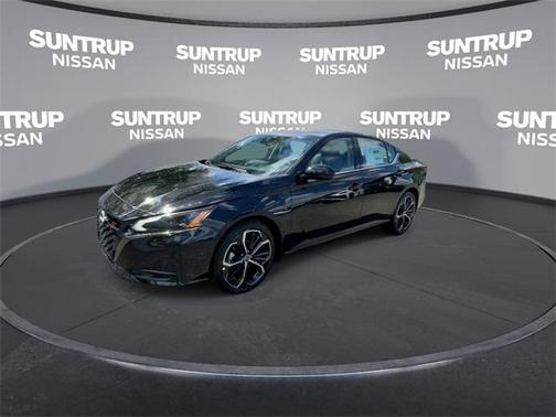 2025 Nissan Altima SR