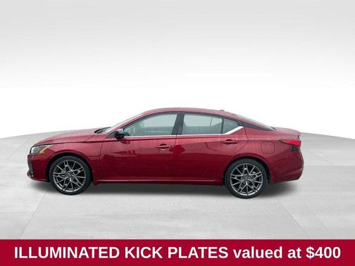 2024 Nissan Altima 2.0 SR