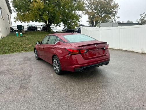 2024 Nissan Altima 2.0 SR