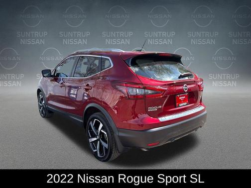 2022 Nissan Rogue Sport SL