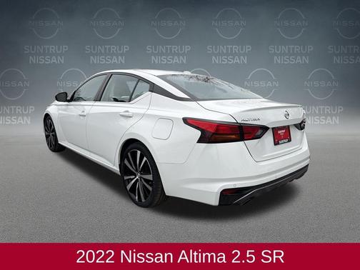 2022 Nissan Altima 2.5 SR