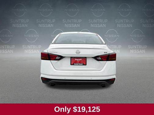 2022 Nissan Altima 2.5 SR