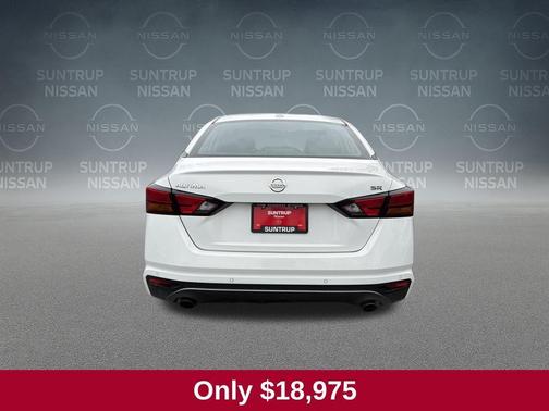 2022 Nissan Altima 2.5 SR