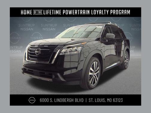 Super Black 2025 Nissan Pathfinder Platinum