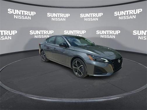 2025 Nissan Altima SR