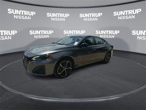 2025 Nissan Altima SR