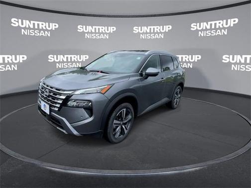 2025 Nissan Rogue SL