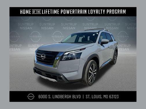 Boulder Gray Pearl 2025 Nissan Pathfinder Platinum