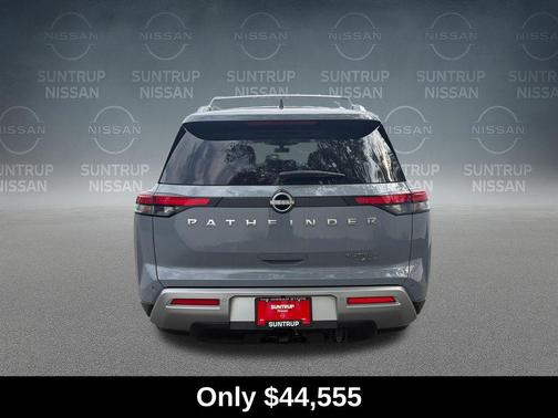 Boulder Gray Pearl 2025 Nissan Pathfinder Platinum