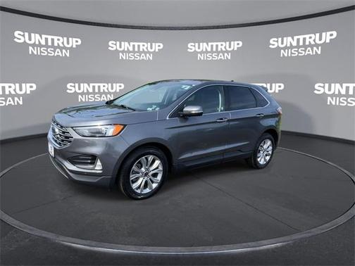 2023 Ford Edge Titanium