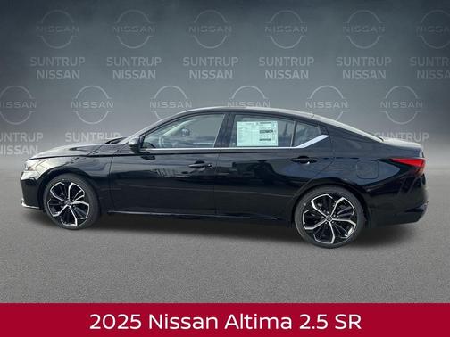 2025 Nissan Altima SR
