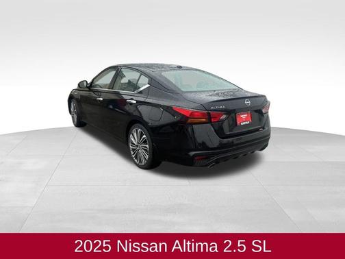 2025 Nissan Altima SL
