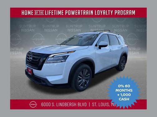 2025 Nissan Pathfinder SV