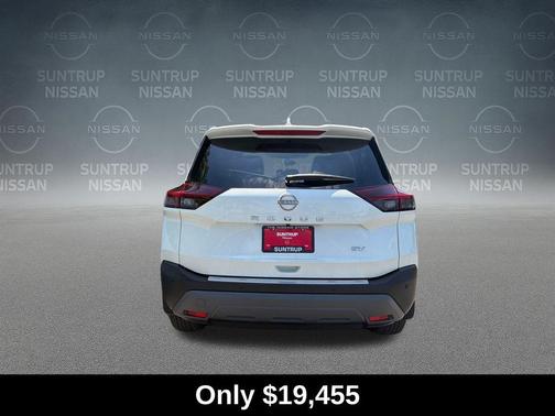White 2023 Nissan Rogue SV