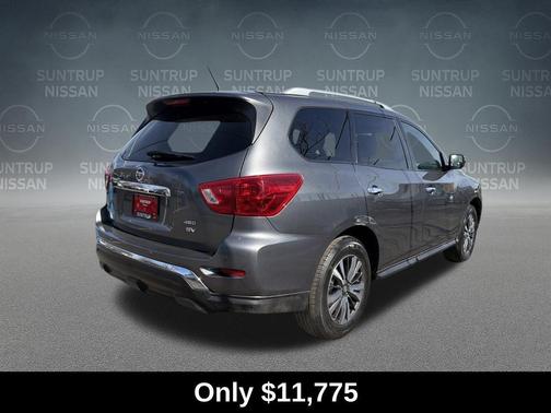 2018 Nissan Pathfinder SV