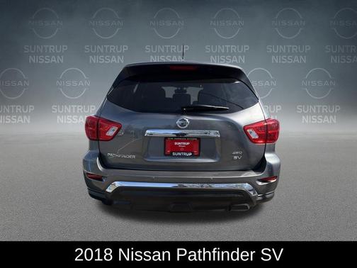 2018 Nissan Pathfinder SV