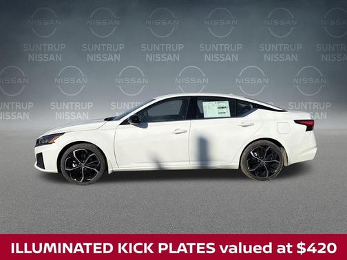 2025 Nissan Altima SR