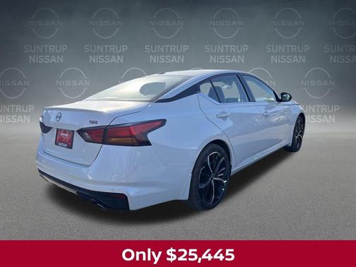 2025 Nissan Altima SR