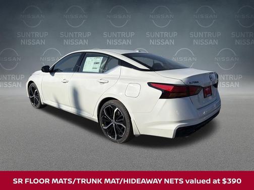 2025 Nissan Altima SR