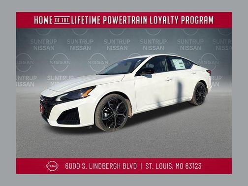 2025 Nissan Altima SR