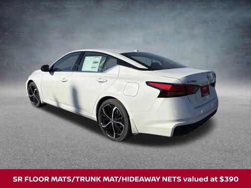 2025 Nissan Altima SR