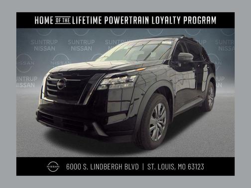 Super Black 2025 Nissan Pathfinder SV