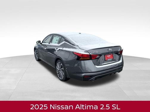 2025 Nissan Altima SL