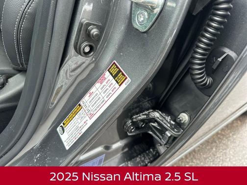 2025 Nissan Altima SL