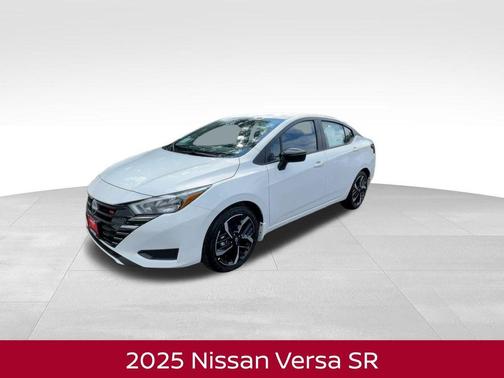 2025 Nissan Versa 1.6 SR