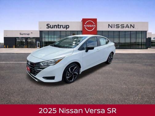 2025 Nissan Versa 1.6 SR
