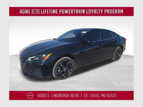 2025 Nissan Altima SR