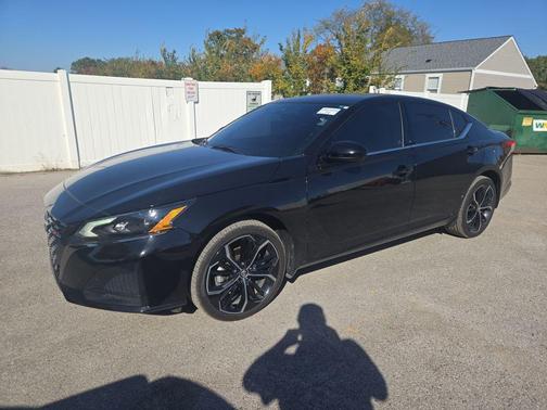 2025 Nissan Altima SR