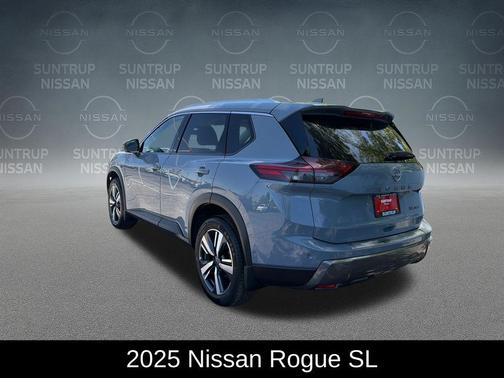 Boulder Gray Pearl 2025 Nissan Rogue SL