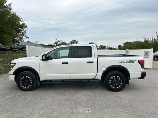 2023 Nissan Titan PRO-4X