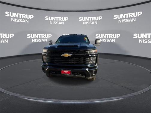 2024 Chevrolet Silverado 2500 Custom