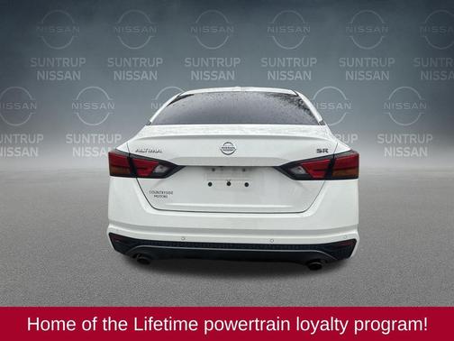 2022 Nissan Altima 2.5 SR