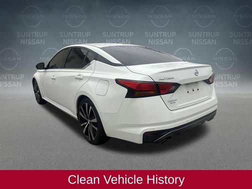 2022 Nissan Altima 2.5 SR