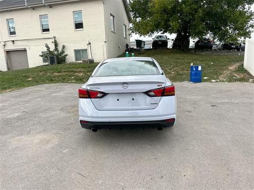 2024 Nissan Altima 2.0 SR