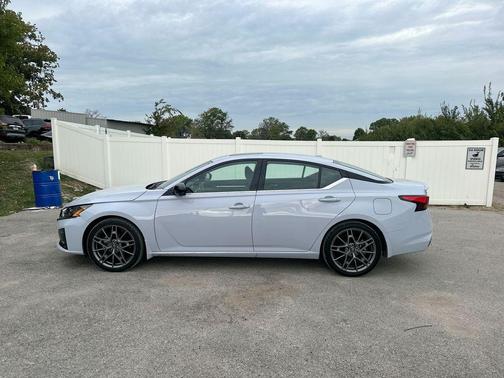 2024 Nissan Altima 2.0 SR