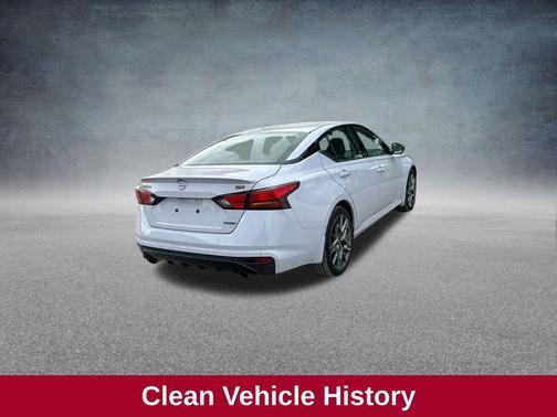 2024 Nissan Altima 2.0 SR