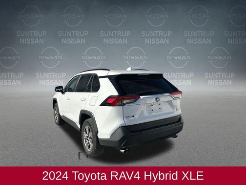 2024 Toyota RAV4 Hybrid XLE