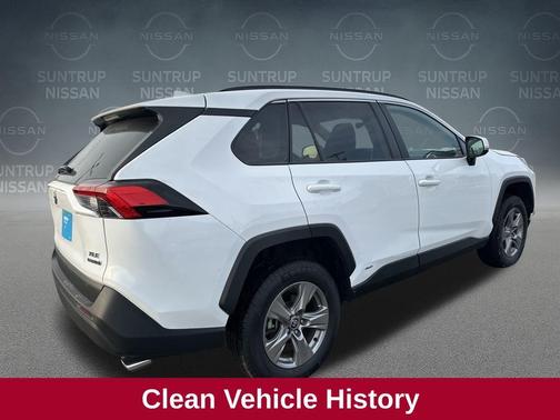 2024 Toyota RAV4 Hybrid XLE