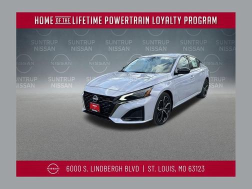 2025 Nissan Altima SR